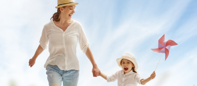 4 amintiri pe care mamele ar trebui sa le aiba cu copiii lor vara